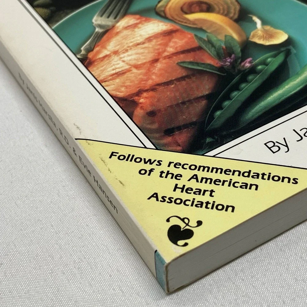 Light-Hearted Seafood Book By Janis Harsila & Evie Hansen‎ Vintage